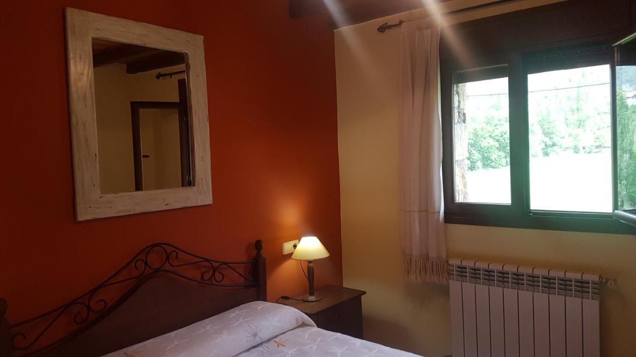 Serrate Casa Castel Turismo Rural מראה חיצוני תמונה