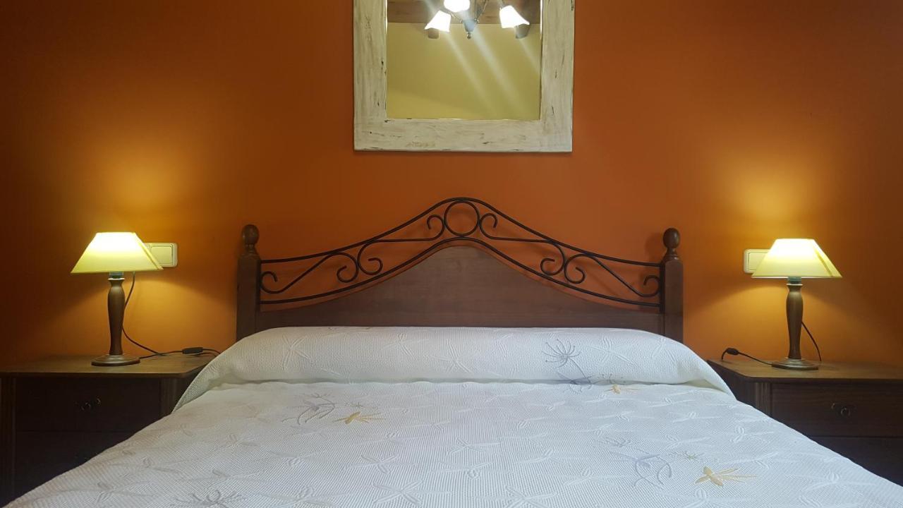Serrate Casa Castel Turismo Rural מראה חיצוני תמונה